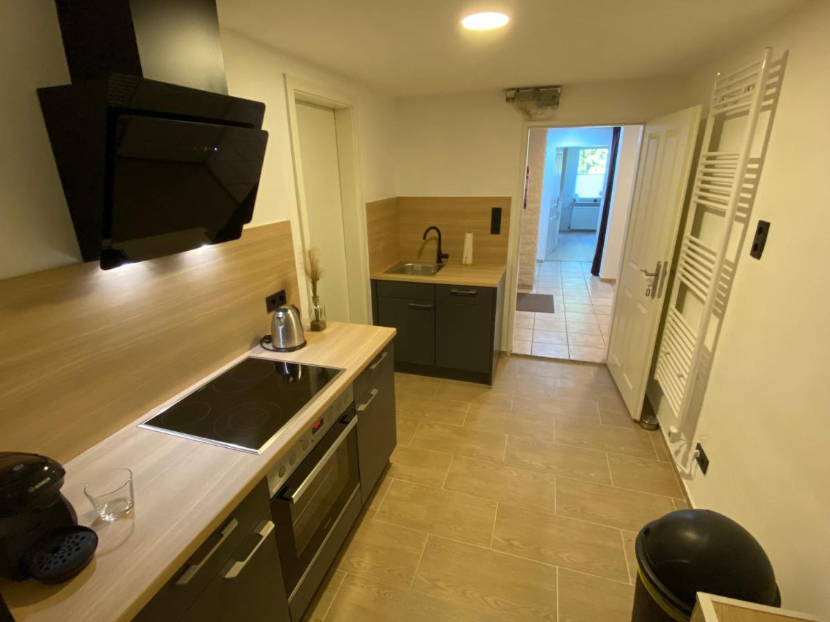 Schoene Wohnung Mit Garten Beim Outletcenter 5 Km Boostedt Exterior foto